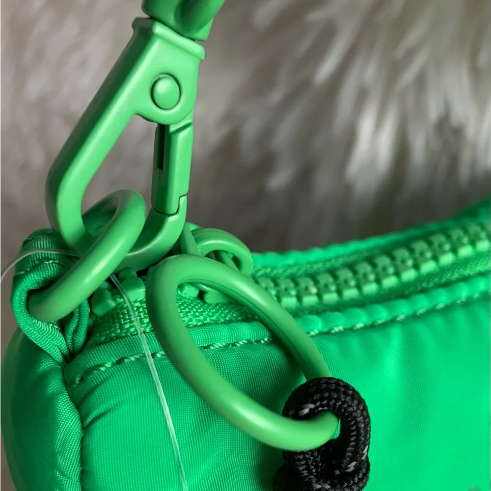 FP Movement ~ Micro Buti Pouch ~                                  * N W T * - Picture 9 of 13